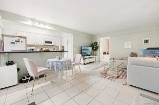 Photo #1: 250040826 Listing 