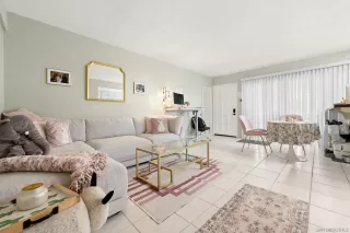 Photo #3: 250040826 Listing 