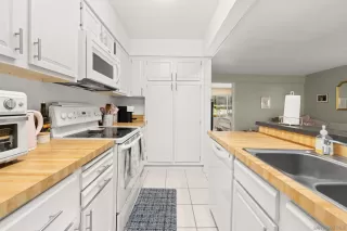 Photo #4: 250040826 Listing 