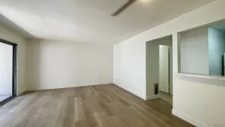 Photo #4: 250040836 Listing