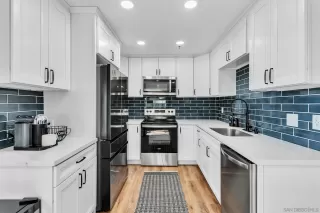 Photo #1: 250040920 Listing 