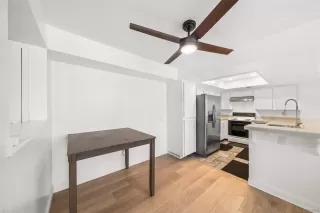 Photo #1: 250040986 Listing 