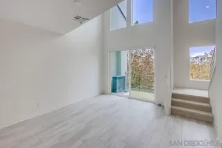 Photo #3: 250041035 Listing