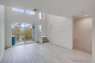 Photo #4: 250041035 Listing