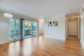 Photo #3: 250041039 Listing 