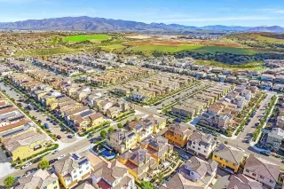 Photo #2: 250041082 Listing 