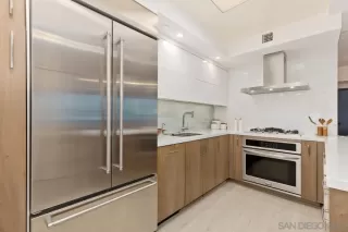 Photo #2: 250041089 Listing 