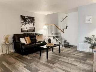 Photo #2: 250041145 Listing 