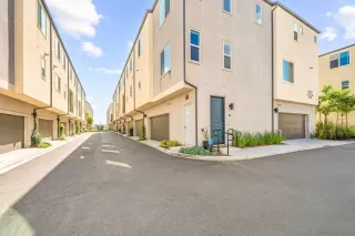 Photo #2: 250041151 Listing 