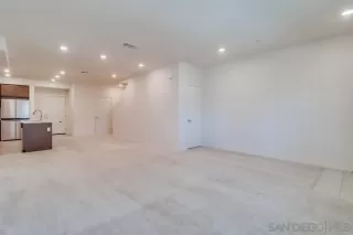 Photo #2: 250041155 Listing 