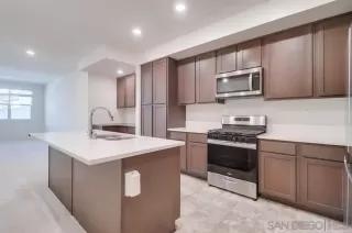 Photo #6: 250041155 Listing 