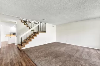 Photo #3: 250041190 Listing