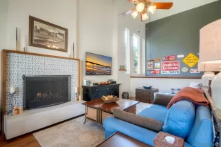 Photo #5: 250041218 Listing