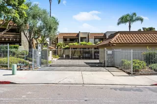 Photo #2: 250041227 Listing