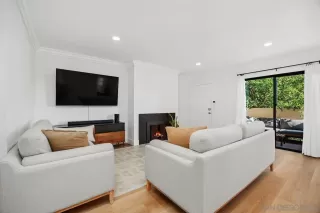 Photo #2: 250041259 Listing