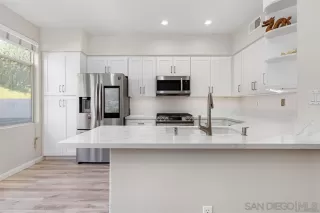 More Details about MLS # 250041265 : 12530 HEATHERTON CT UNIT 31