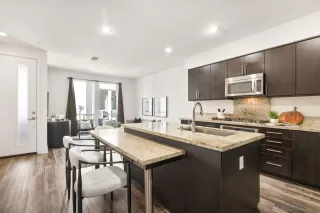 Photo #1: 250041300 Listing 