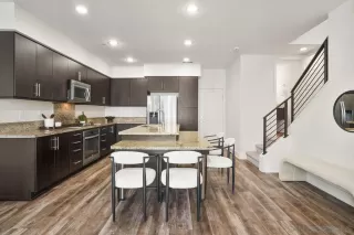 Photo #5: 250041300 Listing 