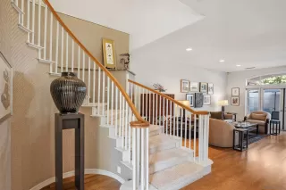 Photo #1: 250041325 Listing 