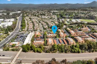 Photo #3: 250041329 Listing