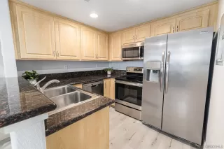 Photo #4: 250041331 Listing