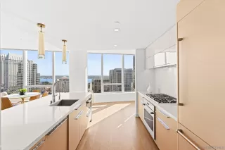 Photo #3: 250041370 Listing 