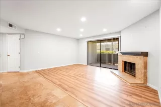 Photo #4: 250041401 Listing 