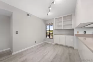 Photo #4: 250041404 Listing 