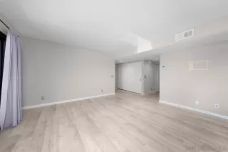 Photo #5: 250041404 Listing 