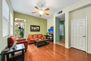 Photo #1: 250041424 Listing 