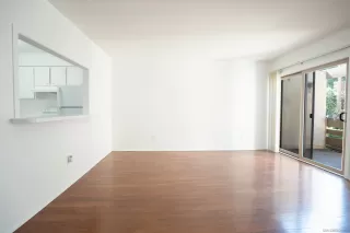 Photo #5: 250041426 Listing