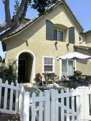 Photo #2: 250041459 Listing