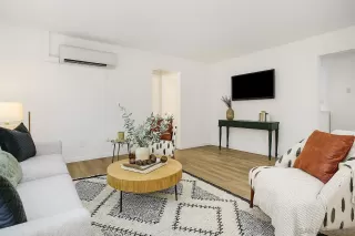 Photo #2: 250041475 Listing 