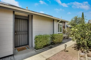 Photo #2: 250041511 Listing