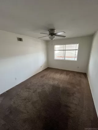 Photo #3: 250041556 Listing