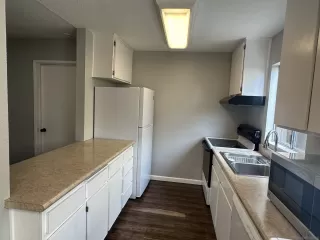 Photo #3: 250041570 Listing