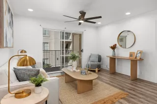 Photo #2: 250041623 Listing 