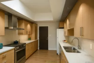 Photo #4: 250041659 Listing