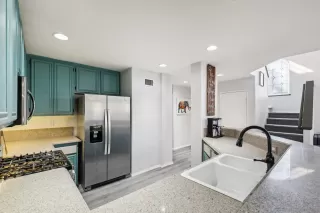 Photo #5: 250041697 Listing