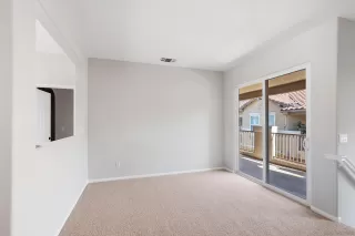 Photo #4: 250041731 Listing