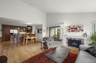 Photo #5: 250041749 Listing