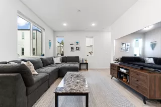 Photo #2: 250041750 Listing 