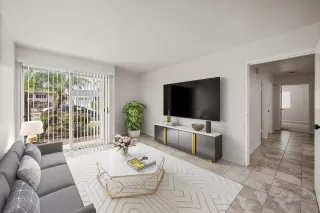 Browse active condo listings in PALISADES