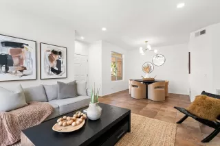 Photo #5: 250041808 Listing