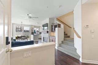 Photo #2: 250041812 Listing