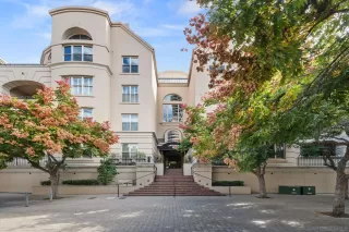 Photo #1: 250041813 Listing 