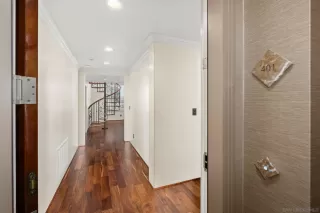 Photo #3: 250041813 Listing 