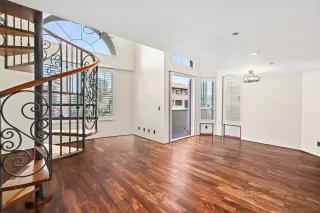 Photo #4: 250041813 Listing 