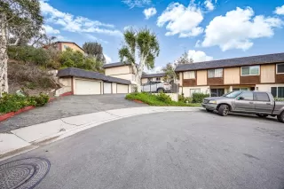 Photo #1: 250041818 Listing 