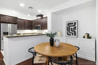 Photo #6: 250041820 Listing